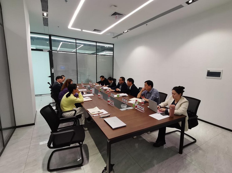 湖南糧油集團黨委書記、董事長葉蓁一行到湖南省雨非產業投資有限公司進行交流座談